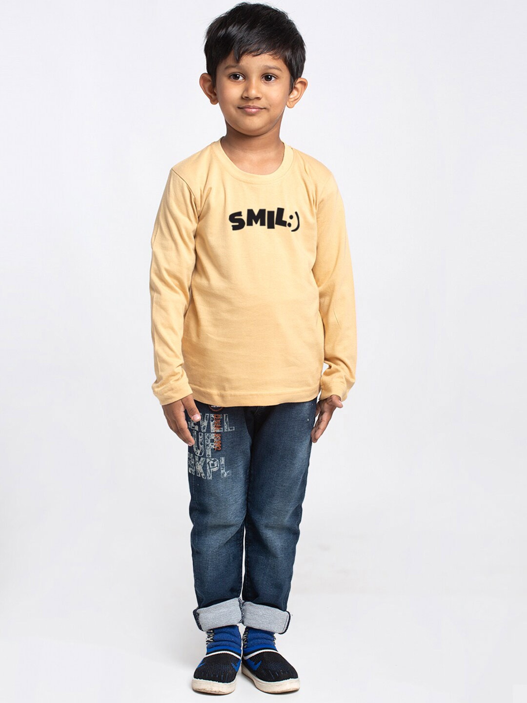 Friskers Boys Beige Typography Printed Applique T-shirt