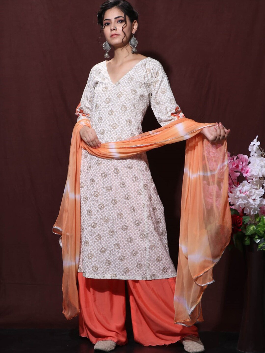 Trinjann Ethnic Motifs Printed Regular Pure Cotton Kurta With Palazzos & Dupatta, White
Trinjann Ethnic Motifs Printed Regular Pure Cotton Kurta With Palazzos & Dupatta, White
