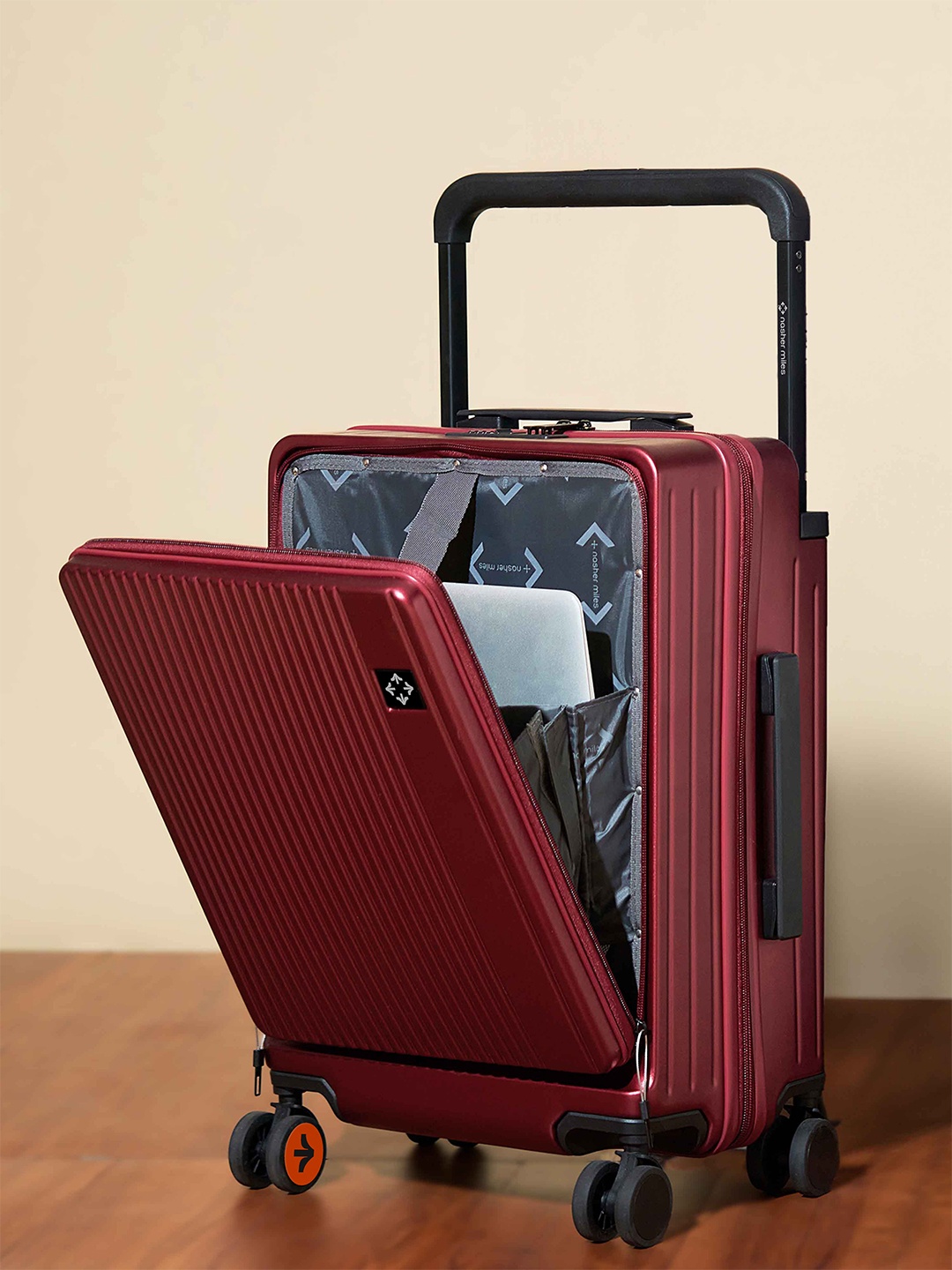 Nasher Miles Silicon Valley Hard-Sided Polypropylene Cabin Maroon Trolley Bag 20Inch 55cm
Nasher Miles Silicon Valley Hard-Sided Polypropylene Cabin Maroon Trolley Bag 20Inch 55cm