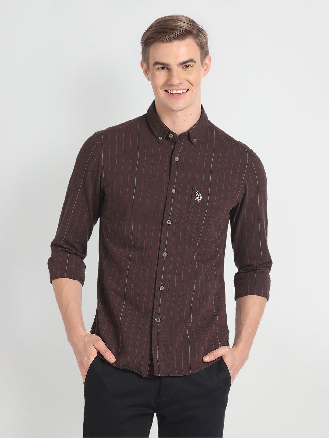 U.S. Polo Assn. Denim Co. Slim Fit Vertical Striped Button-Down Collar Casual Shirt, Brown
U.S. Polo Assn. Denim Co. Slim Fit Vertical Striped Button-Down Collar Casual Shirt, Brown