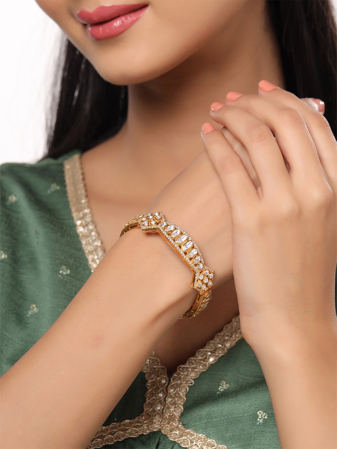 Kicky And Perky Set Of 2 92.5 Sterling Silver Gold-Plated Moissanite Polki-Studded Bangle
Kicky And Perky Set Of 2 92.5 Sterling Silver Gold-Plated Moissanite Polki-Studded Bangle