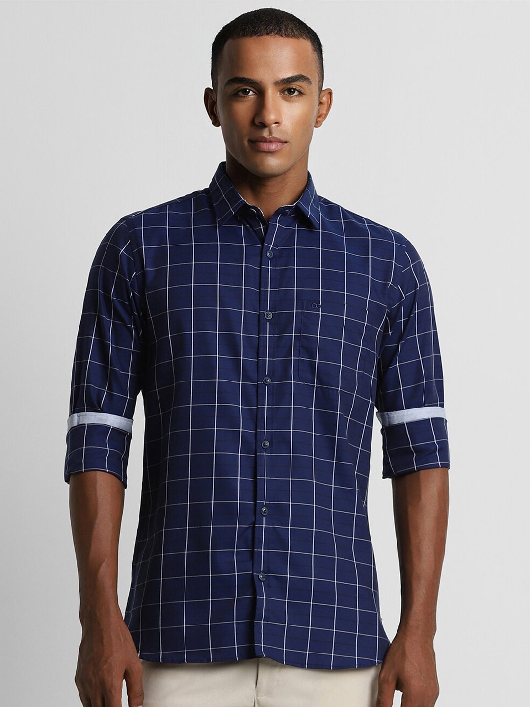 Peter England Casuals Slim Fit Windowpane Checked Pure Cotton Casual Shirt, Navy blue
Peter England Casuals Slim Fit Windowpane Checked Pure Cotton Casual Shirt, Navy blue