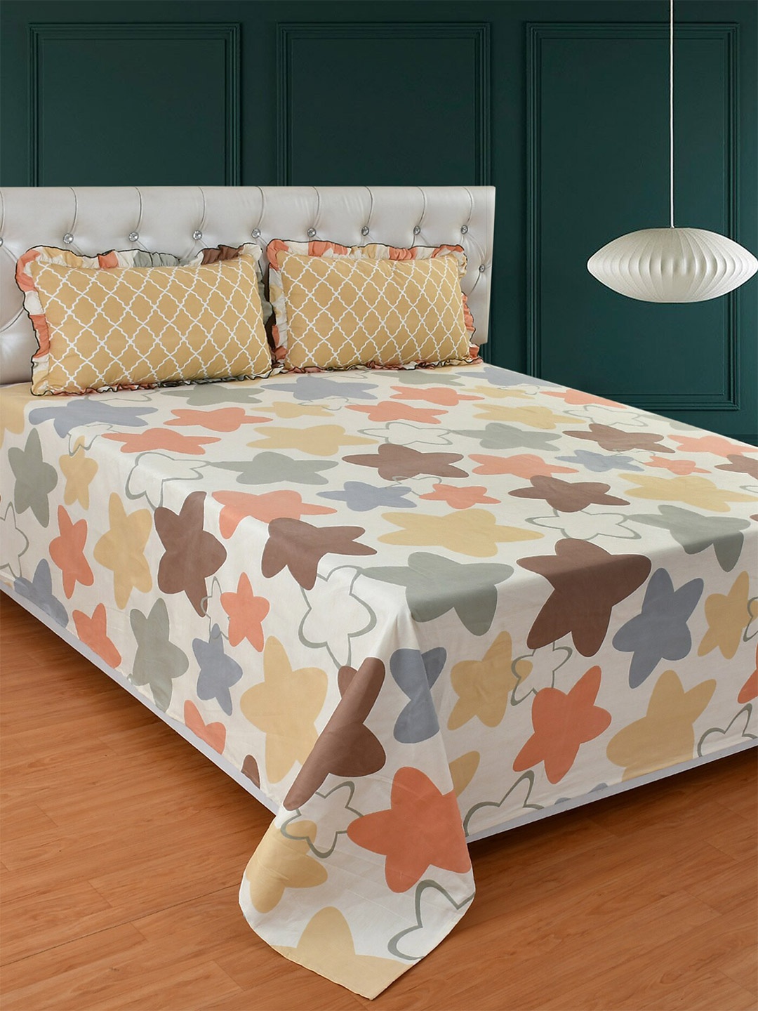 BREVARD White & Yellow Geometric Print 210 TC King Bedsheet With 2 Pillow Covers
BREVARD White & Yellow Geometric Print 210 TC King Bedsheet With 2 Pillow Covers
