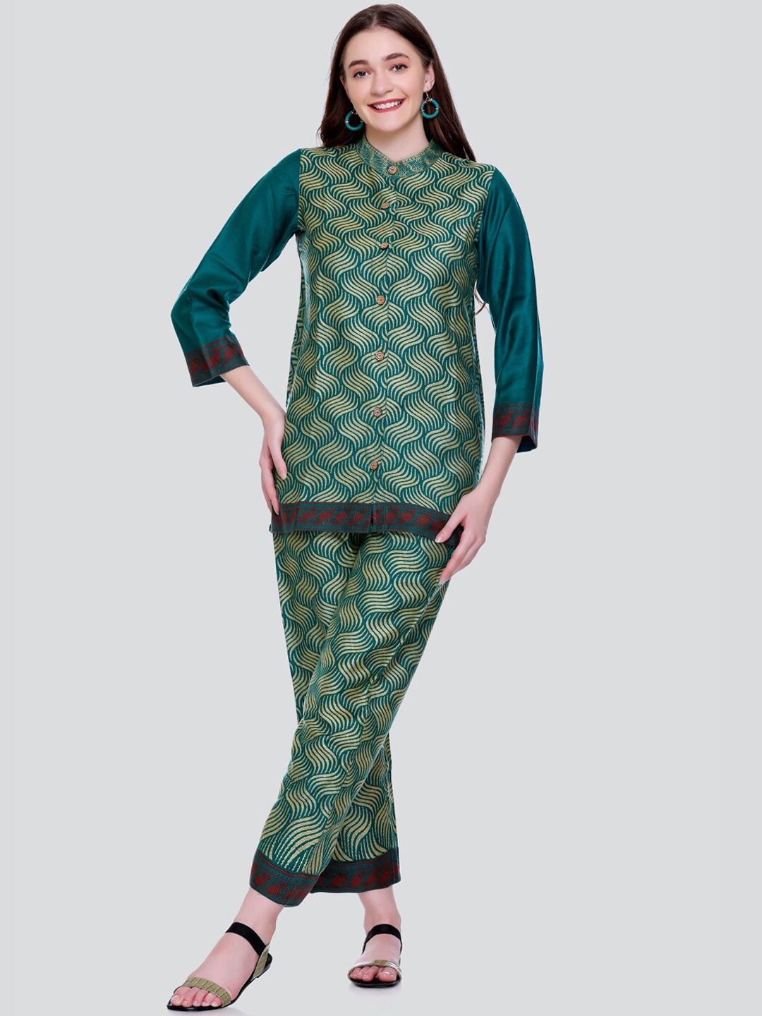 HOUSE OF KIRNA'S WITH LOGO OF HOK Abstract Printed Band Collar Shirt & Trouser, Green
HOUSE OF KIRNA'S WITH LOGO OF HOK Abstract Printed Band Collar Shirt & Trouser, Green