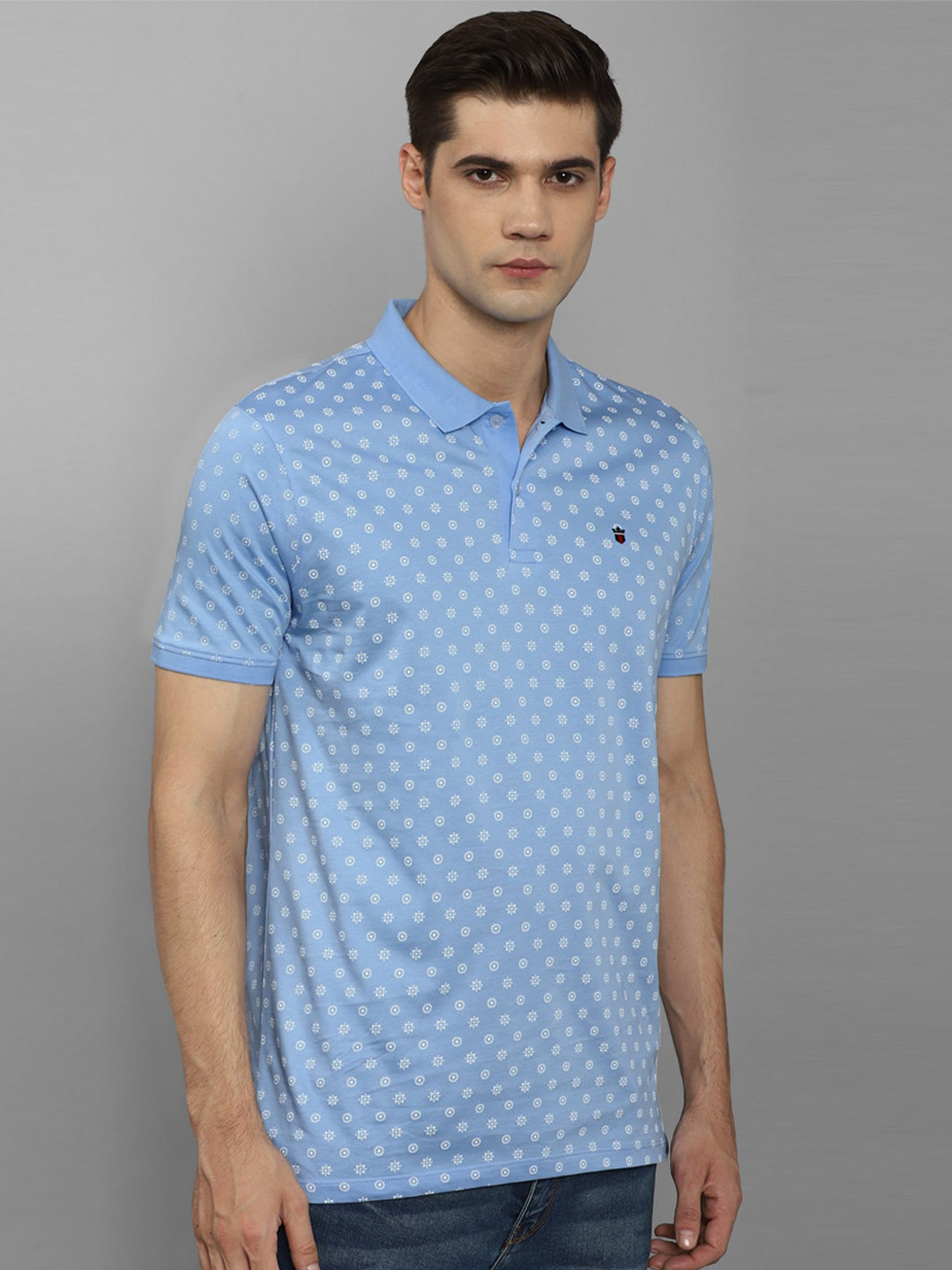 Louis Philippe Sport Polka Dot Printed Polo Collar Slim Fit Casual T-shirt, Blue
Louis Philippe Sport Polka Dot Printed Polo Collar Slim Fit Casual T-shirt, Blue