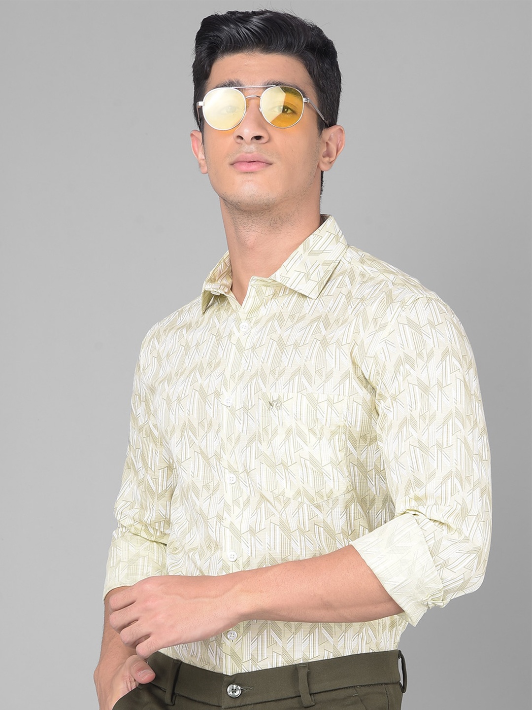 Crimsoune Club Slim Fit Geometric Printed Pure Cotton Casual Shirt, Green
Crimsoune Club Slim Fit Geometric Printed Pure Cotton Casual Shirt, Green