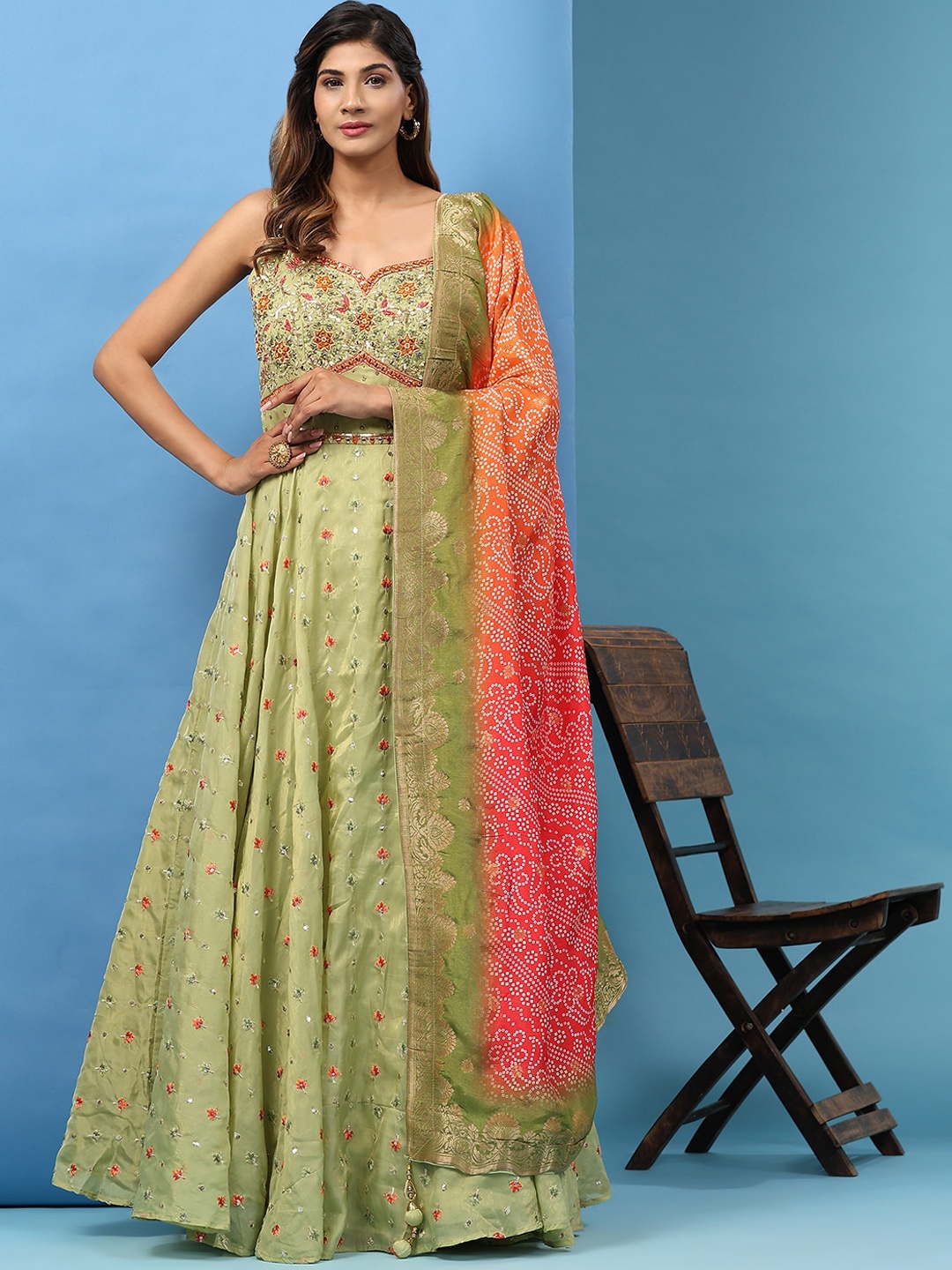 JUST FASHION Embellished Sweetheart Neck Sleeveless Silk Maxi Ethnic Dress With Dupatta, Green
JUST FASHION Embellished Sweetheart Neck Sleeveless Silk Maxi Ethnic Dress With Dupatta, Green