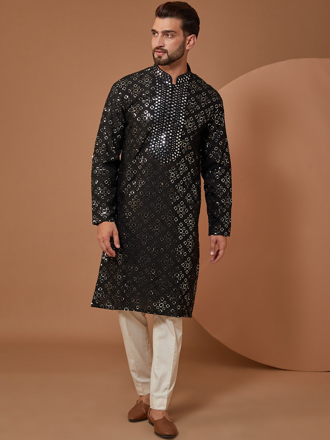 KASBAH CLOTHING NISHCHAIY SAJDEH Geometric Embroidered Mirror Work Silk Kurta, Black
KASBAH CLOTHING NISHCHAIY SAJDEH Geometric Embroidered Mirror Work Silk Kurta, Black