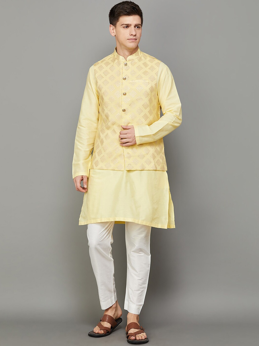 Melange by Lifestyle Mandarin Collar Regular Kurta with Pyjamas With Nehru Jacket, Yellow
Melange by Lifestyle Mandarin Collar Regular Kurta with Pyjamas With Nehru Jacket, Yellow