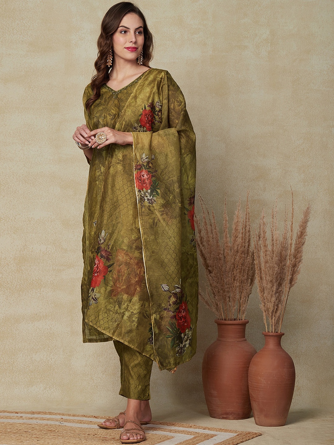 FASHOR Mustard Yellow Floral Printed Chanderi Silk Sequined Kurta With Trouser & Dupatta
FASHOR Mustard Yellow Floral Printed Chanderi Silk Sequined Kurta With Trouser & Dupatta