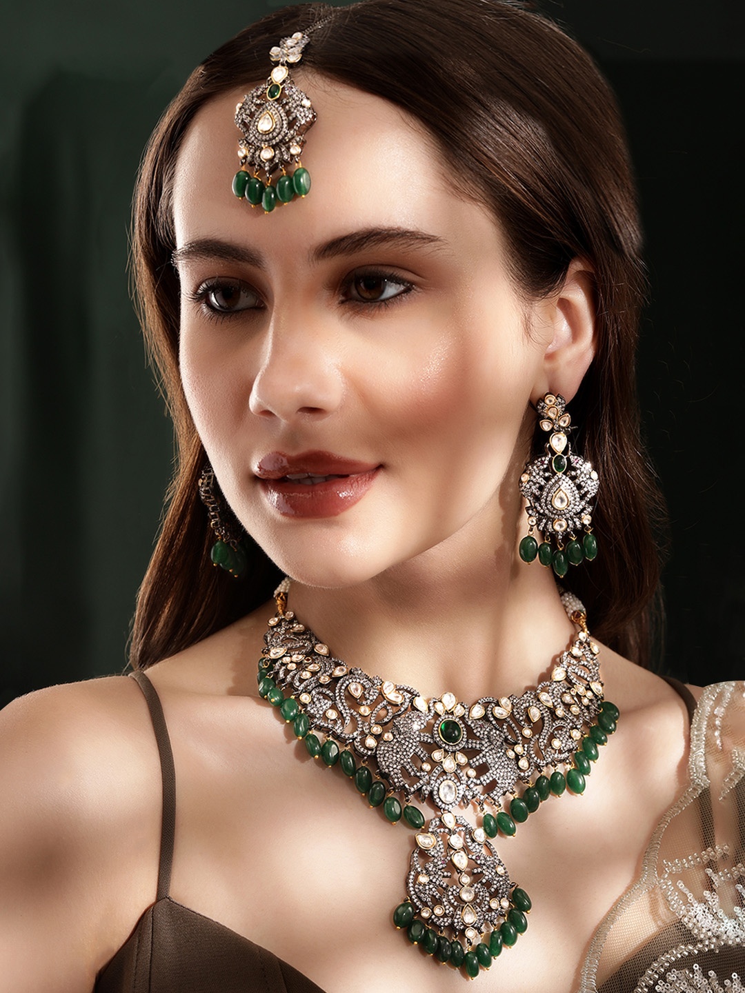 Rubans Antique Gold Plated Polki & Zirconia Studded Green Beaded Luxury Necklace Set, Silver
Rubans Antique Gold Plated Polki & Zirconia Studded Green Beaded Luxury Necklace Set, Silver