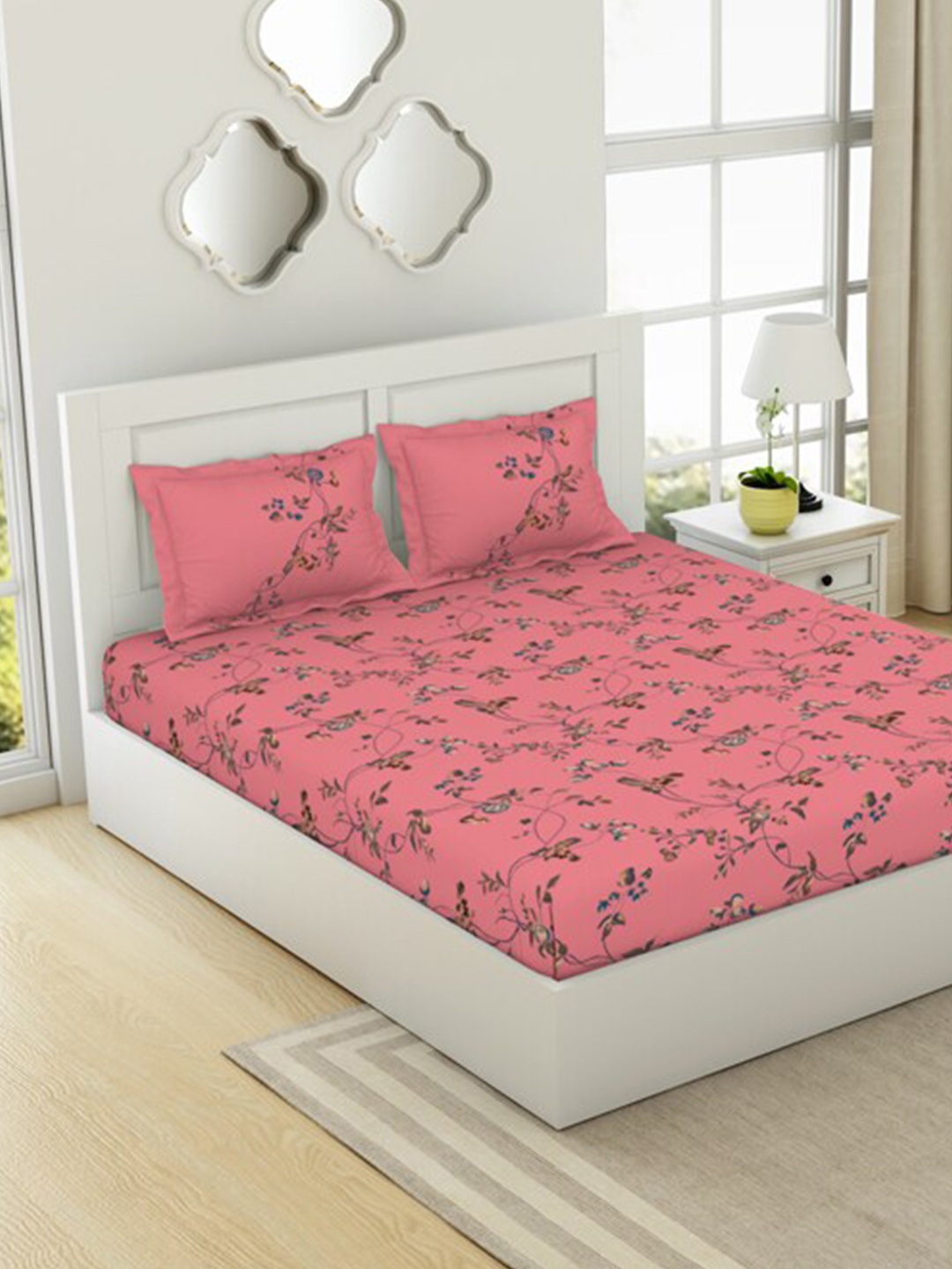 SPACES Lattice Pink & Blue Floral Cotton 144 TC Fitted King Bedsheet with 2 Pillow Covers
SPACES Lattice Pink & Blue Floral Cotton 144 TC Fitted King Bedsheet with 2 Pillow Covers