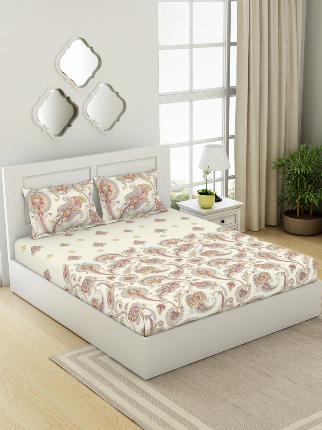 SPACES Cream-Coloured Ethnic Motifs Cotton Fitted 144 TC King Bedsheet & 2 Pillow Covers
SPACES Cream-Coloured Ethnic Motifs Cotton Fitted 144 TC King Bedsheet & 2 Pillow Covers