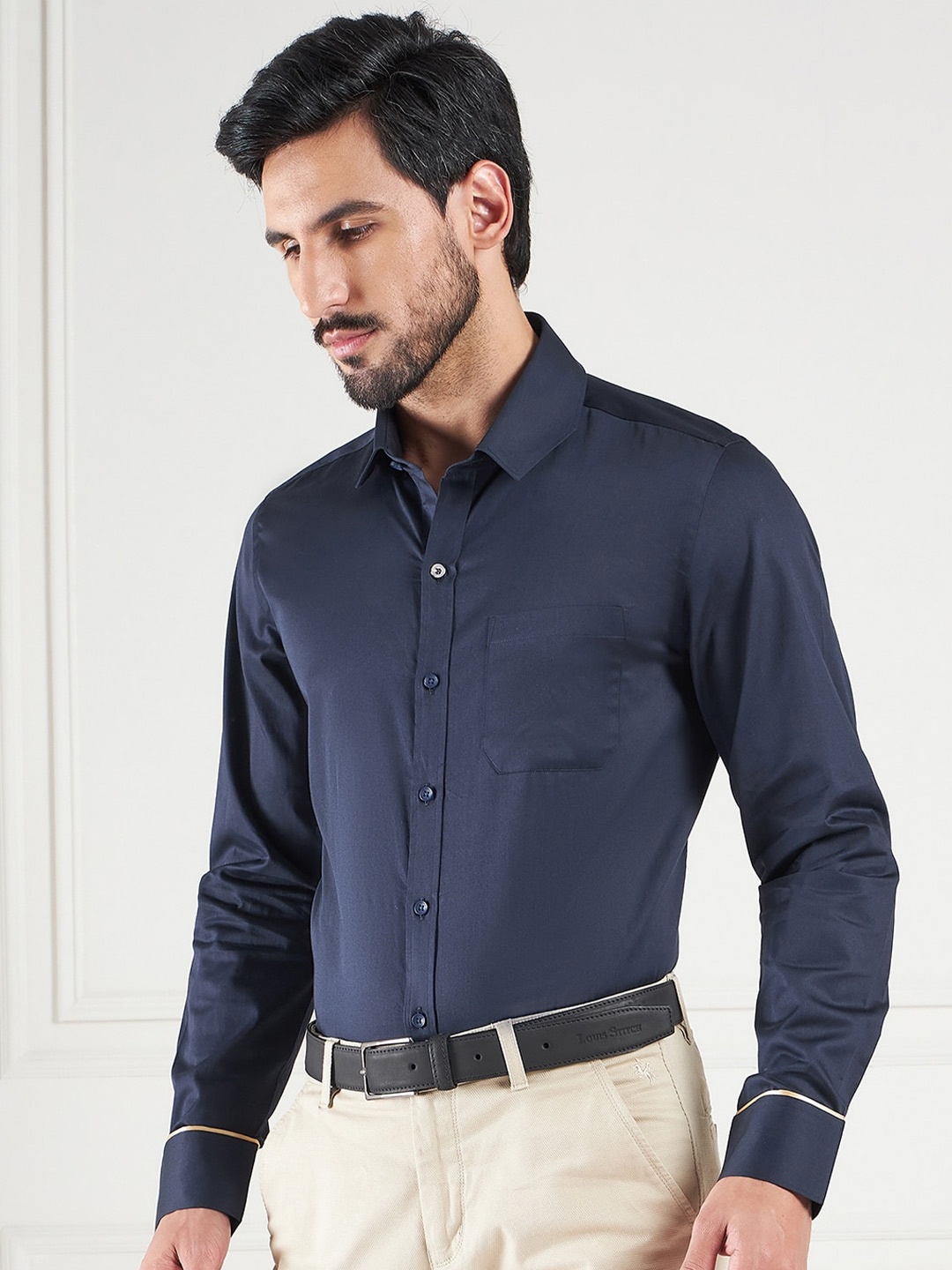 LOUIS STITCH Comfort Spread Collar Long Sleeves Cotton Formal Shirt, Navy blue
LOUIS STITCH Comfort Spread Collar Long Sleeves Cotton Formal Shirt, Navy blue
