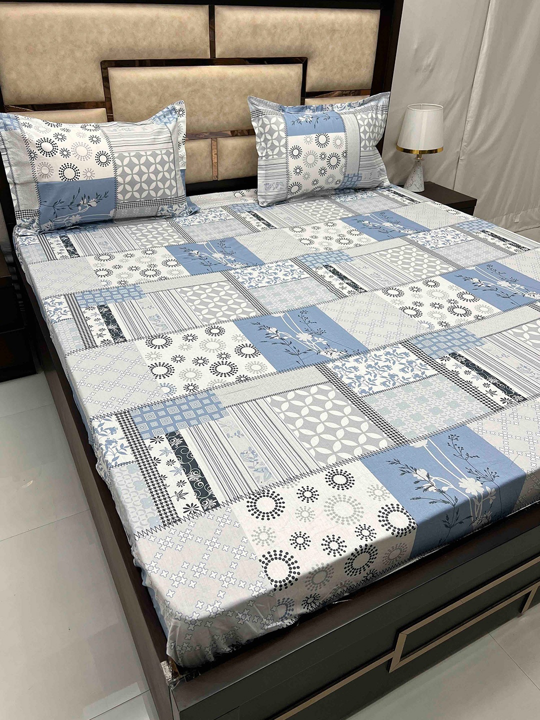 Pure Decor Gem Blue & White Pure Cotton 300 TC Super King Fitted Bedsheet &2 Pillow Covers
Pure Decor Gem Blue & White Pure Cotton 300 TC Super King Fitted Bedsheet &2 Pillow Covers