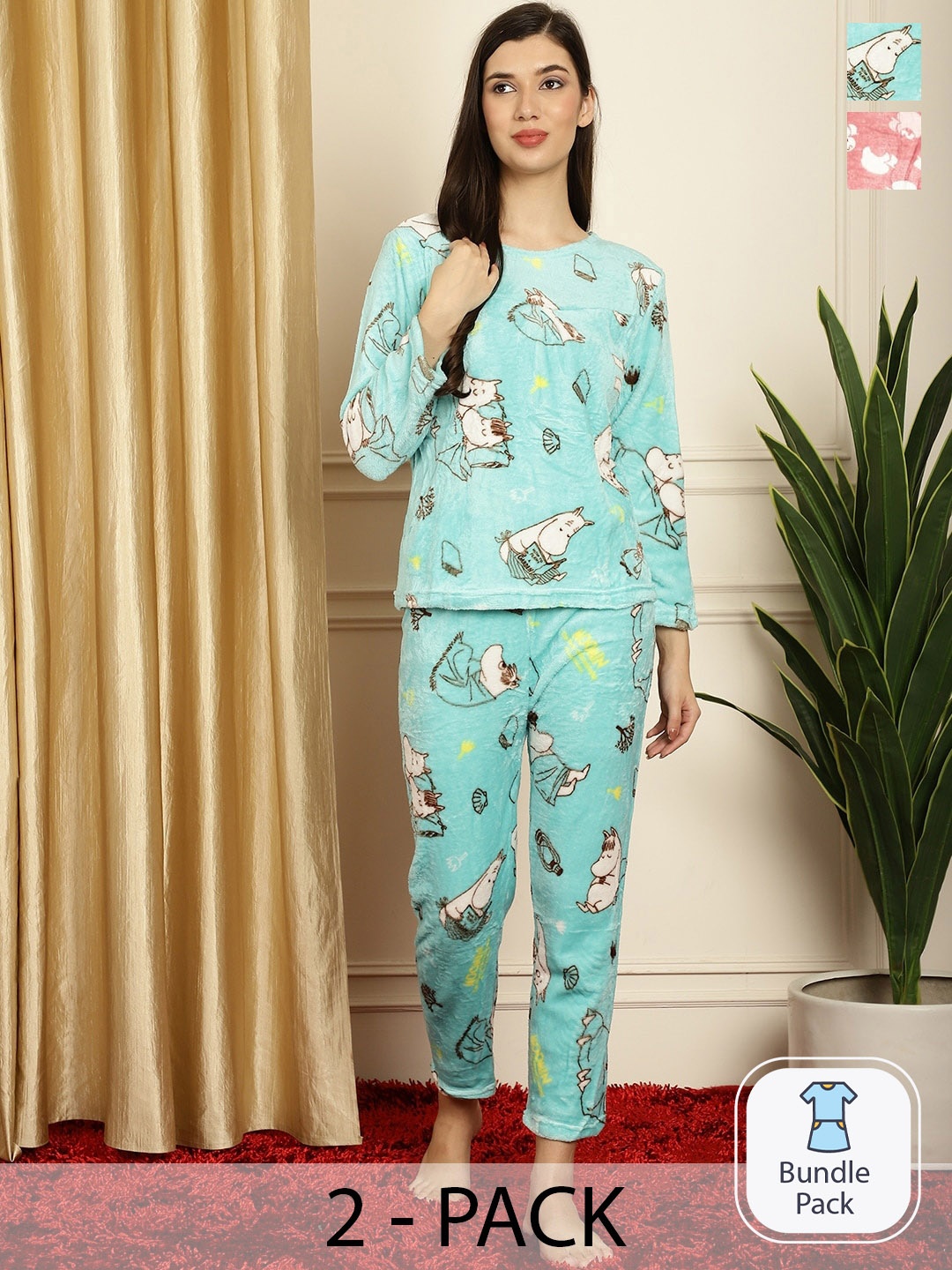TAG 7 Pack Of 2 Conversational Printed Velvet Set Top With Lounge Pant, Turquoise blue
TAG 7 Pack Of 2 Conversational Printed Velvet Set Top With Lounge Pant, Turquoise blue