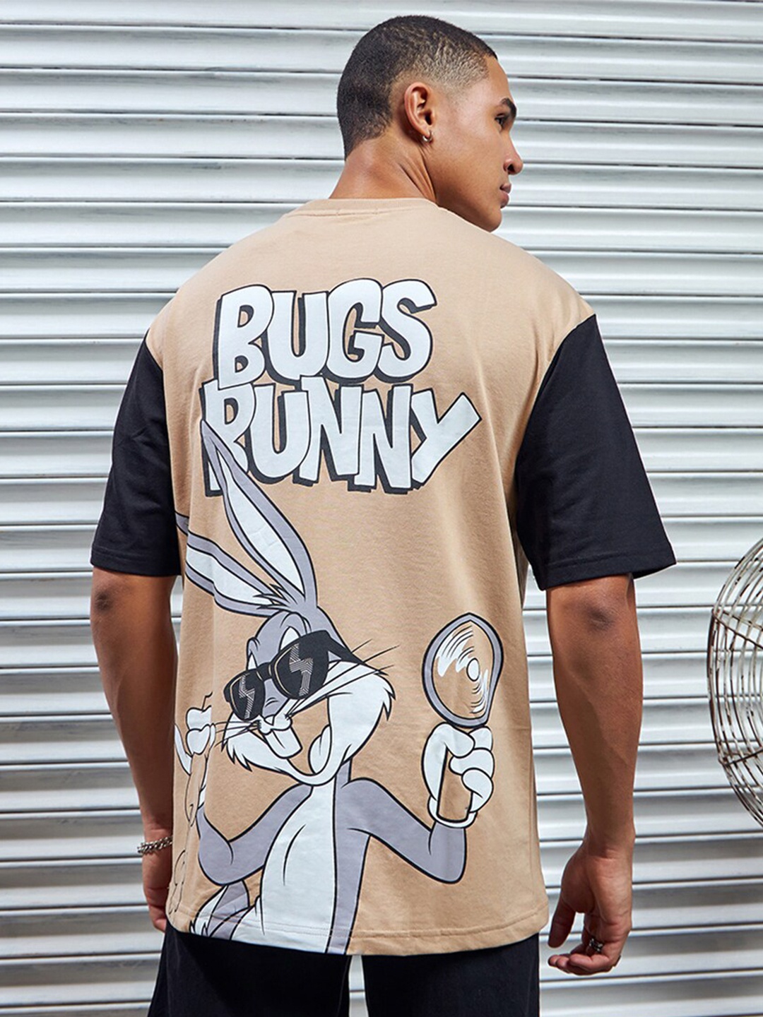 Bewakoof Heavy Duty Plus Size 1.0 Bugs Bunny Graphic Printed Oversized T-shirt, Brown
Bewakoof Heavy Duty Plus Size 1.0 Bugs Bunny Graphic Printed Oversized T-shirt, Brown