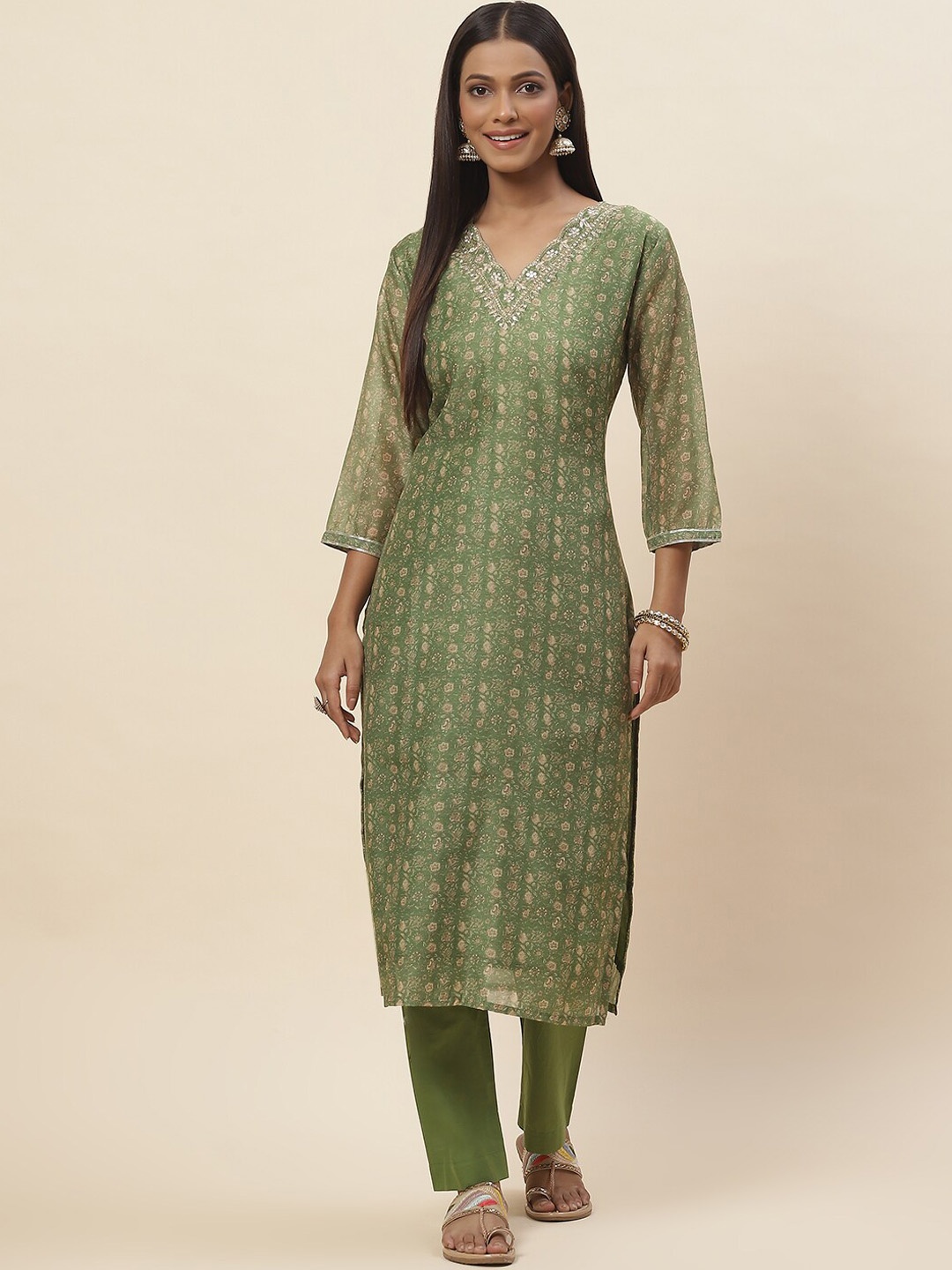 Meena Bazaar Ethnic Motifs Printed Regular Sequinned Kurta with Trousers, Green
Meena Bazaar Ethnic Motifs Printed Regular Sequinned Kurta with Trousers, Green