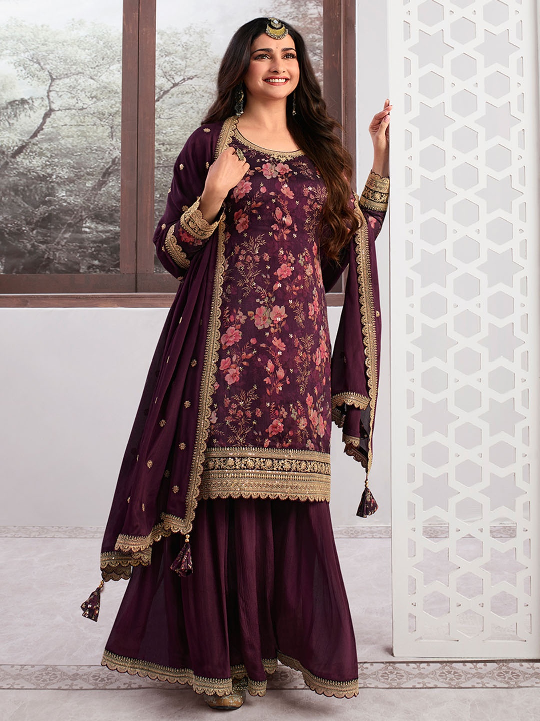 Seerat Floral Printed Thread Work Vichitra Silk Kurta With Palazzo & Dupatta, Maroon
Seerat Floral Printed Thread Work Vichitra Silk Kurta With Palazzo & Dupatta, Maroon