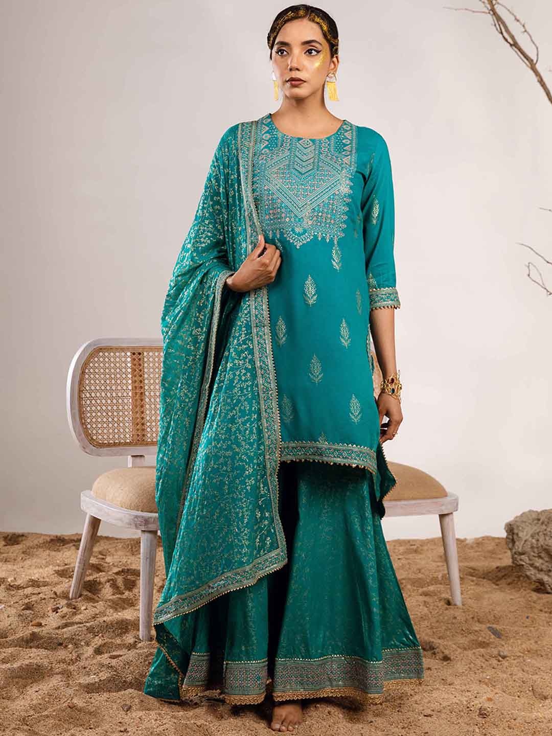 Nehamta Ethnic Motifs Printed Regular Straight Kurta & Sharara With Dupatta & Potli Bag, Turquoise blue
Nehamta Ethnic Motifs Printed Regular Straight Kurta & Sharara With Dupatta & Potli Bag, Turquoise blue