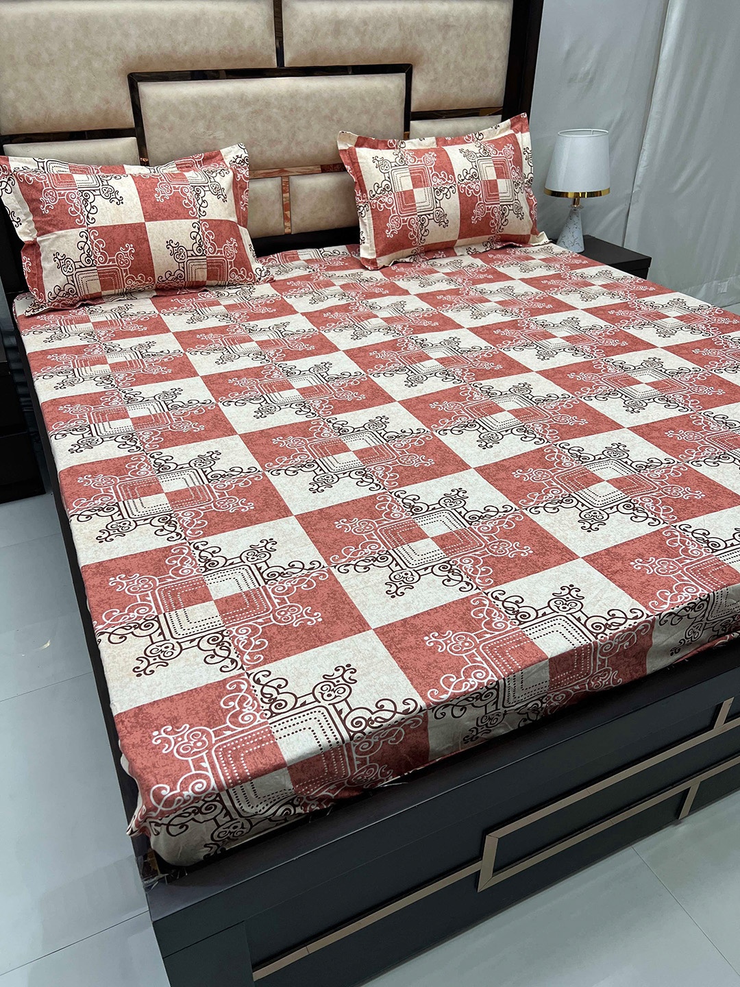 Pure Decor Rust Printed Cotton 260 TC Fitted Super King Bedsheet with 2 Pillow Covers
Pure Decor Rust Printed Cotton 260 TC Fitted Super King Bedsheet with 2 Pillow Covers