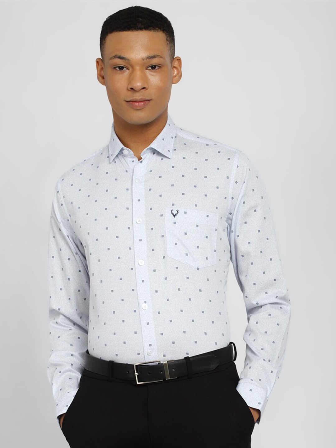 Allen Solly Slim Fit Micro Ditsy Printed Spread Collar Pure Cotton Formal Shirt, Blue
Allen Solly Slim Fit Micro Ditsy Printed Spread Collar Pure Cotton Formal Shirt, Blue
