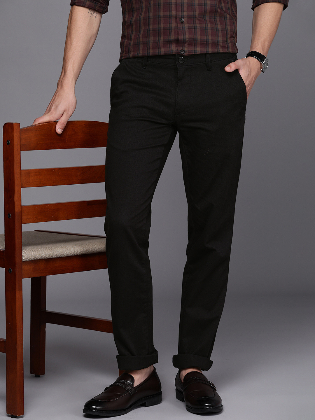 Louis Philippe Sport Men Mid-Rise Self Design Slim Fit Semiformal Chinos Trousers, Black
Louis Philippe Sport Men Mid-Rise Self Design Slim Fit Semiformal Chinos Trousers, Black