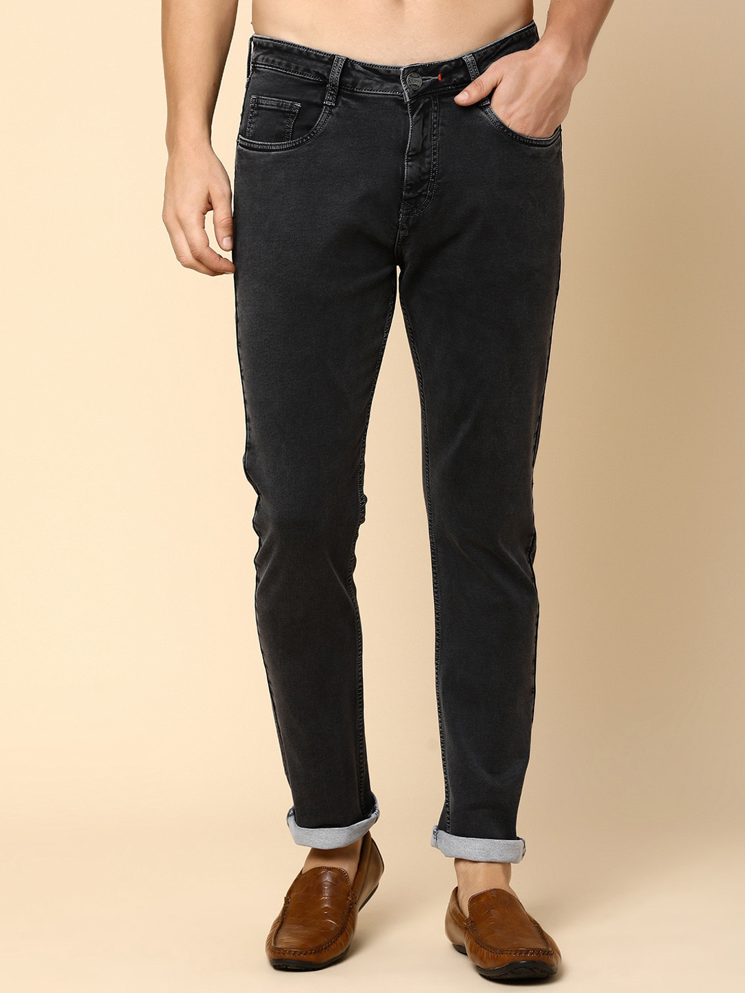 V-Mart Men Mid-Rise Clean Look Jeans, Grey
V-Mart Men Mid-Rise Clean Look Jeans, Grey