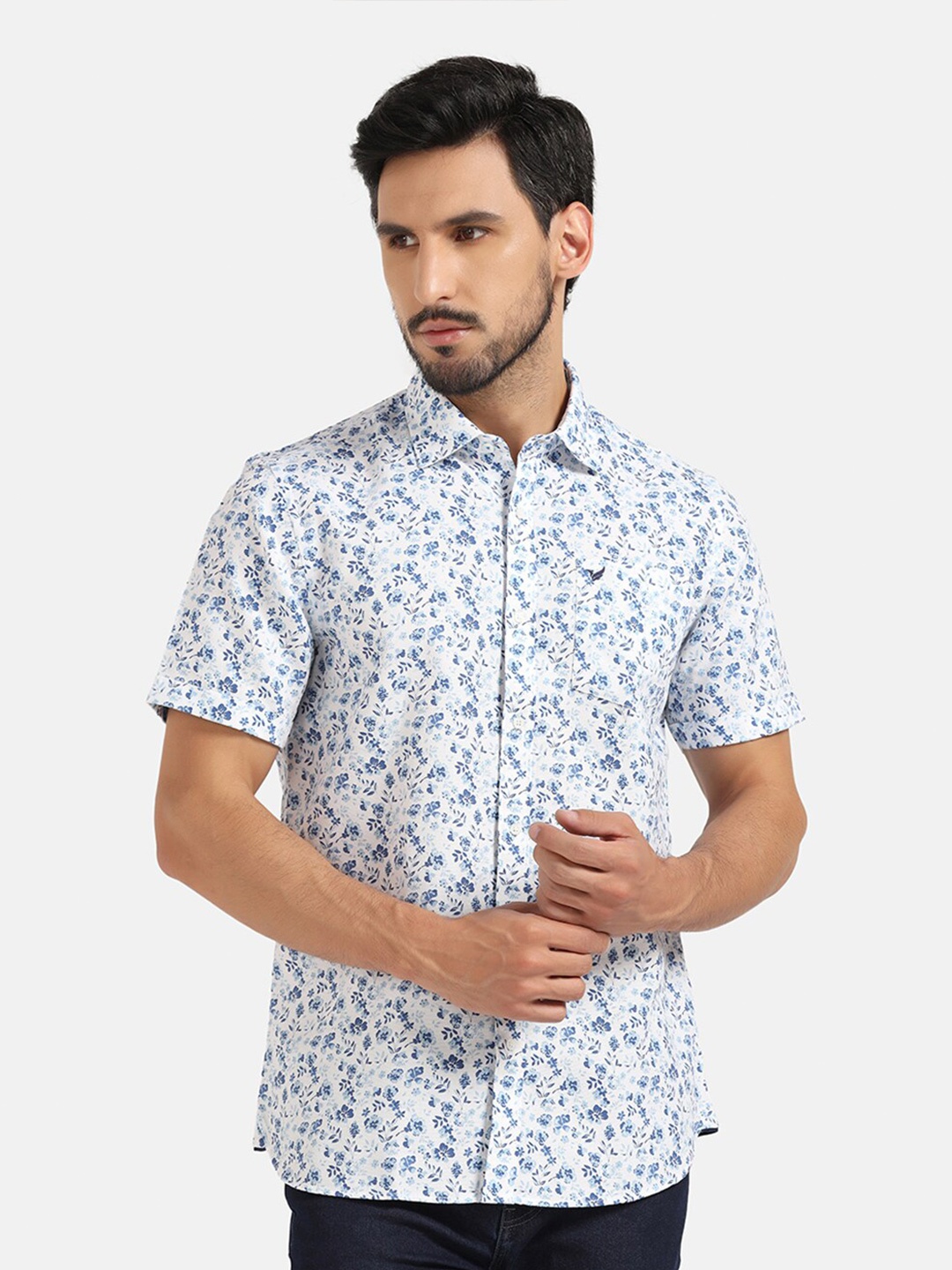 Blackberrys India Slim Fit Floral Printed Twill Weave Cotton Casual Shirt, White
Blackberrys India Slim Fit Floral Printed Twill Weave Cotton Casual Shirt, White