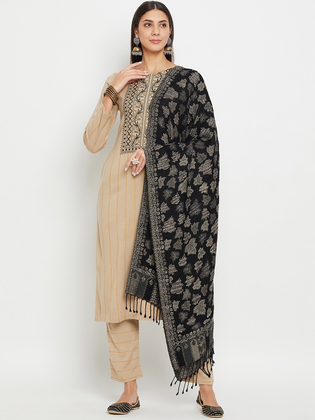 Zigo Winter Wear Ethnic Motifs Yoke Design Knitted Straight Kurta with Trousers & With Dupatta, Beige
Zigo Winter Wear Ethnic Motifs Yoke Design Knitted Straight Kurta with Trousers & With Dupatta, Beige