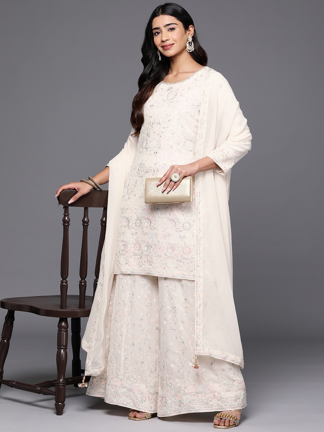 Libas Art Women Embroidered Beads & Stones-Studded Kurta with Palazzos & With Dupatta, Cream
Libas Art Women Embroidered Beads & Stones-Studded Kurta with Palazzos & With Dupatta, Cream
