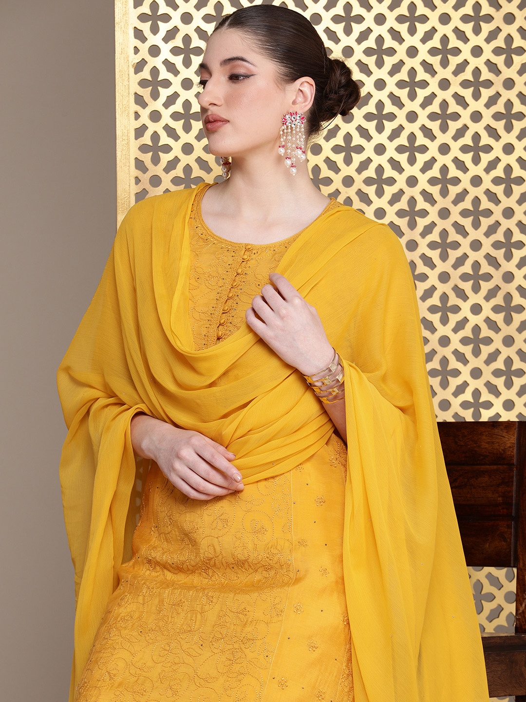 House of Pataudi Floral Chikankari Embroidered Straight Jashn Kurta with Trousers & Dupatta, Mustard
House of Pataudi Floral Chikankari Embroidered Straight Jashn Kurta with Trousers & Dupatta, Mustard