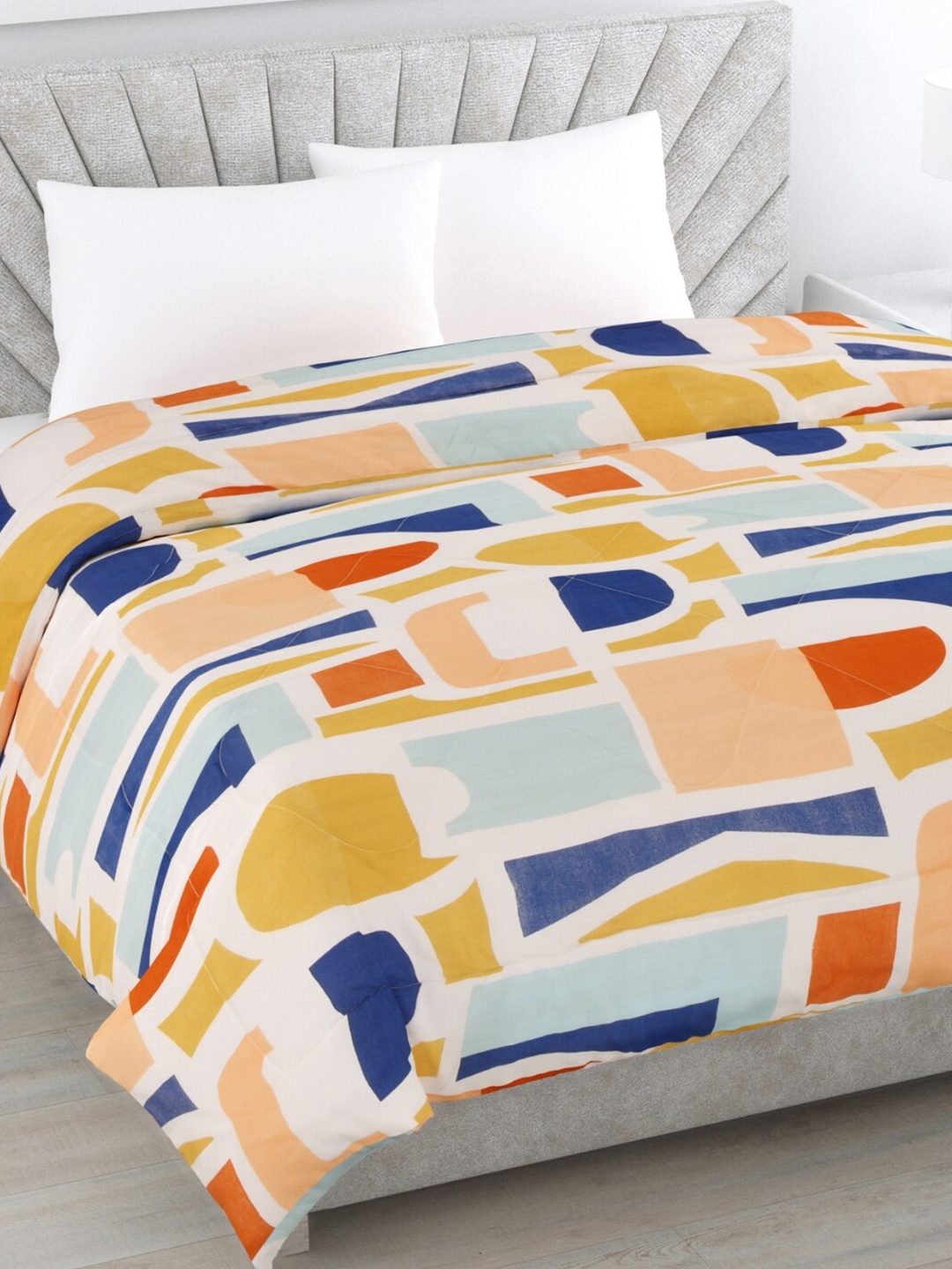 haus & kinder Orange Heavy Winter Microfiber 150 GSM Reversible Double Bed Comforter
haus & kinder Orange Heavy Winter Microfiber 150 GSM Reversible Double Bed Comforter