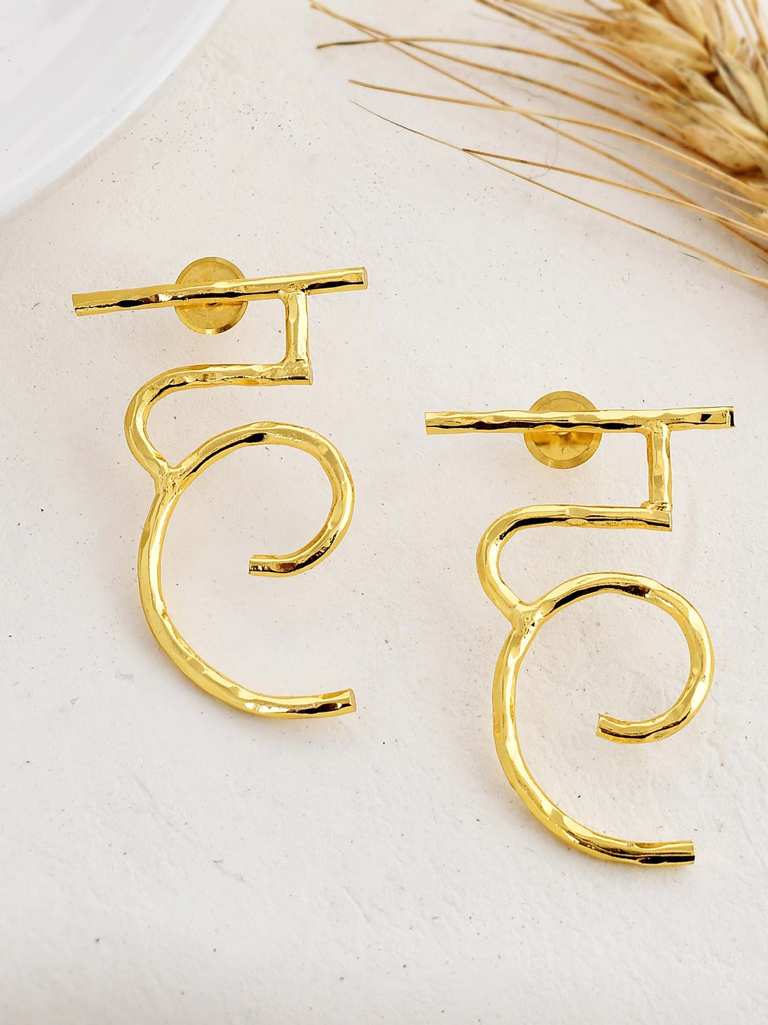 ZURII Gold-Plated Classic Drop Earrings