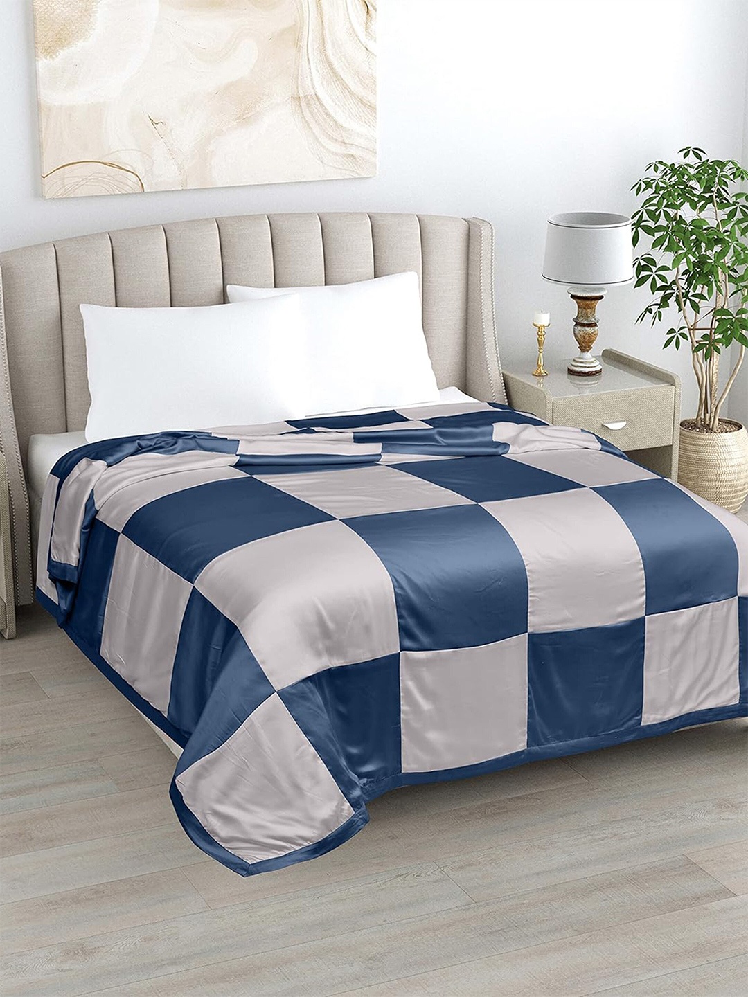 LINENWALAS Happy Sleeping Silver-Toned 2 Pcs Checked AC Room 233 GSM Single Bed Dohar
LINENWALAS Happy Sleeping Silver-Toned 2 Pcs Checked AC Room 233 GSM Single Bed Dohar