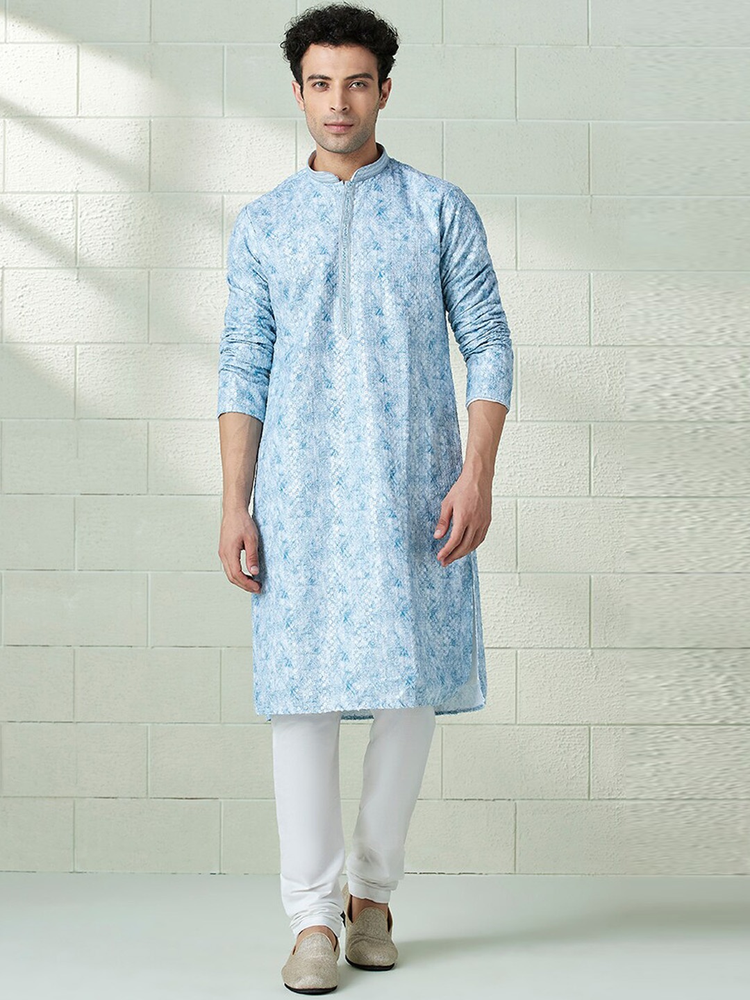Twamev Abstract Printed Mandarin Collar Long Sleeve Regular Kurta With Churidar, Blue
Twamev Abstract Printed Mandarin Collar Long Sleeve Regular Kurta With Churidar, Blue