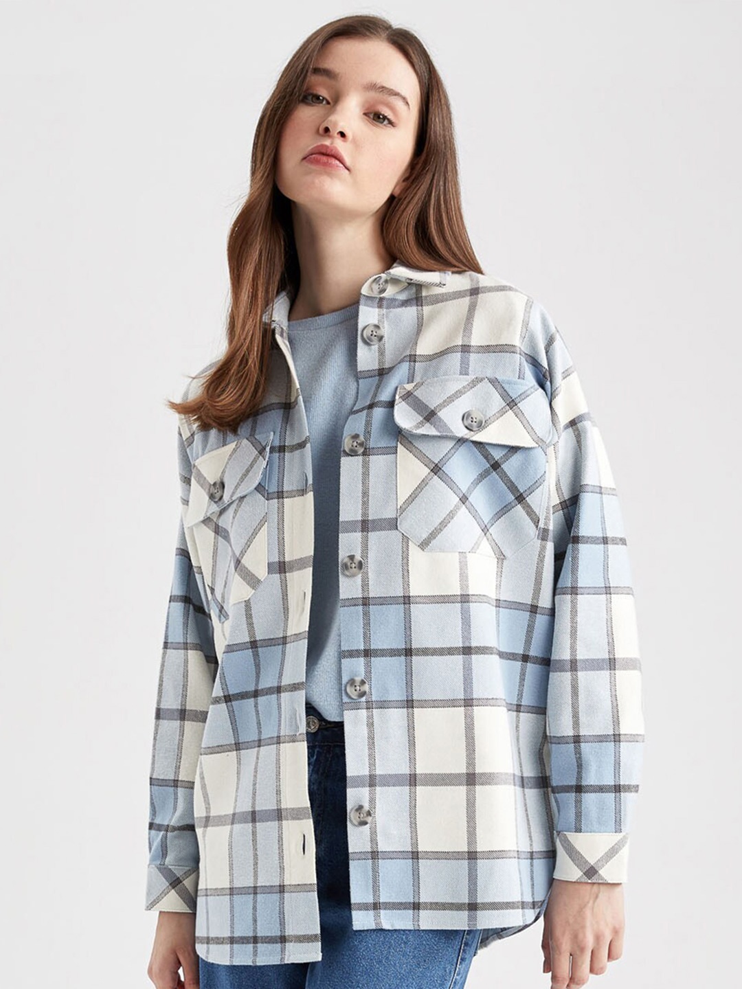 DeFacto Gingham Checked Spread Collar Long Sleeve Pocket Regular Fit Casual Shacket, Blue
DeFacto Gingham Checked Spread Collar Long Sleeve Pocket Regular Fit Casual Shacket, Blue