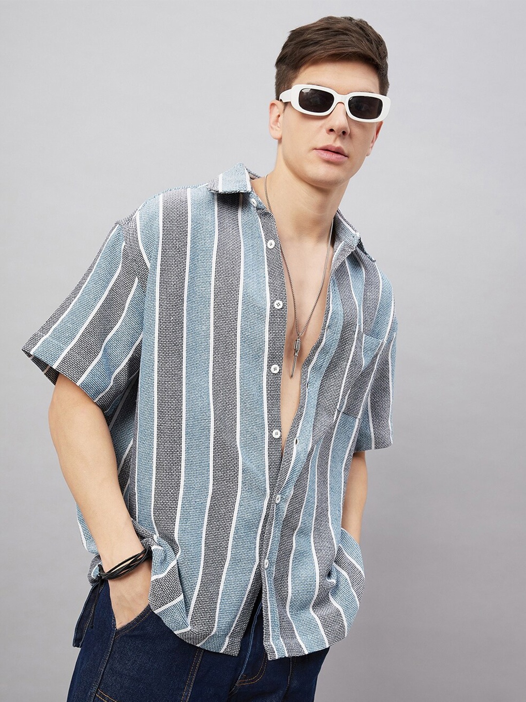 CHIMPAAANZEE Vertical Stripes Oversized Casual Shirt, Blue