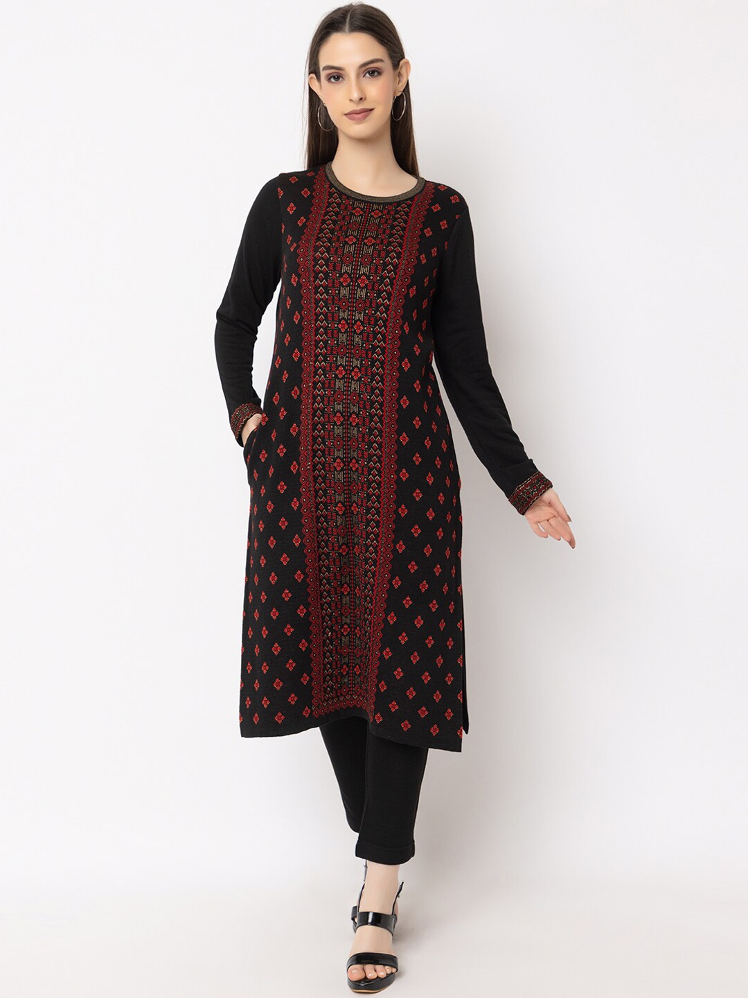 KEIKO Ethnic Motifs Woven Designed Round Neck Regular Straight Acrylic Kurta, Black
KEIKO Ethnic Motifs Woven Designed Round Neck Regular Straight Acrylic Kurta, Black