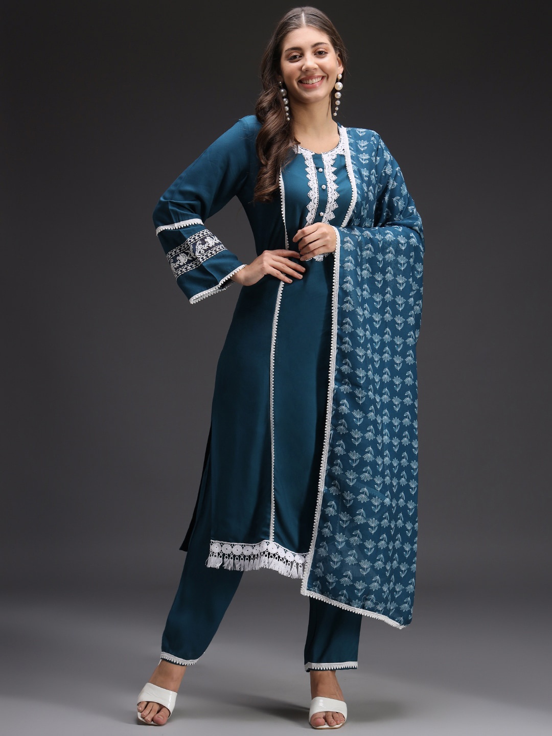 HEEPOSH Embroidered Thread Work With Lace Detailing Kurta With Trousers & Dupatta, Blue
HEEPOSH Embroidered Thread Work With Lace Detailing Kurta With Trousers & Dupatta, Blue