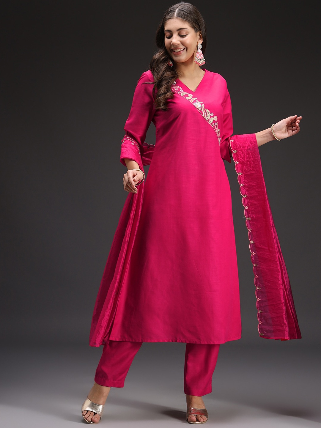 HEEPOSH Floral Embroidered Angrakha A-Line Thread Work Kurta With Trousers & Dupatta, Pink
HEEPOSH Floral Embroidered Angrakha A-Line Thread Work Kurta With Trousers & Dupatta, Pink