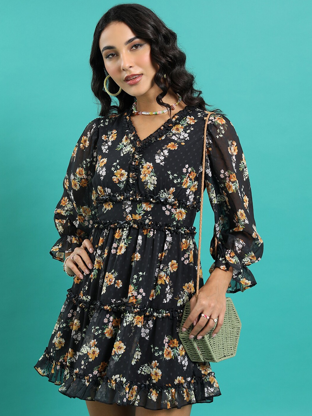 Tokyo Talkies Black Floral Printed Ruffled Detailed V-Neck Puff Sleeve Fit & Flare Dress
Tokyo Talkies Black Floral Printed Ruffled Detailed V-Neck Puff Sleeve Fit & Flare Dress