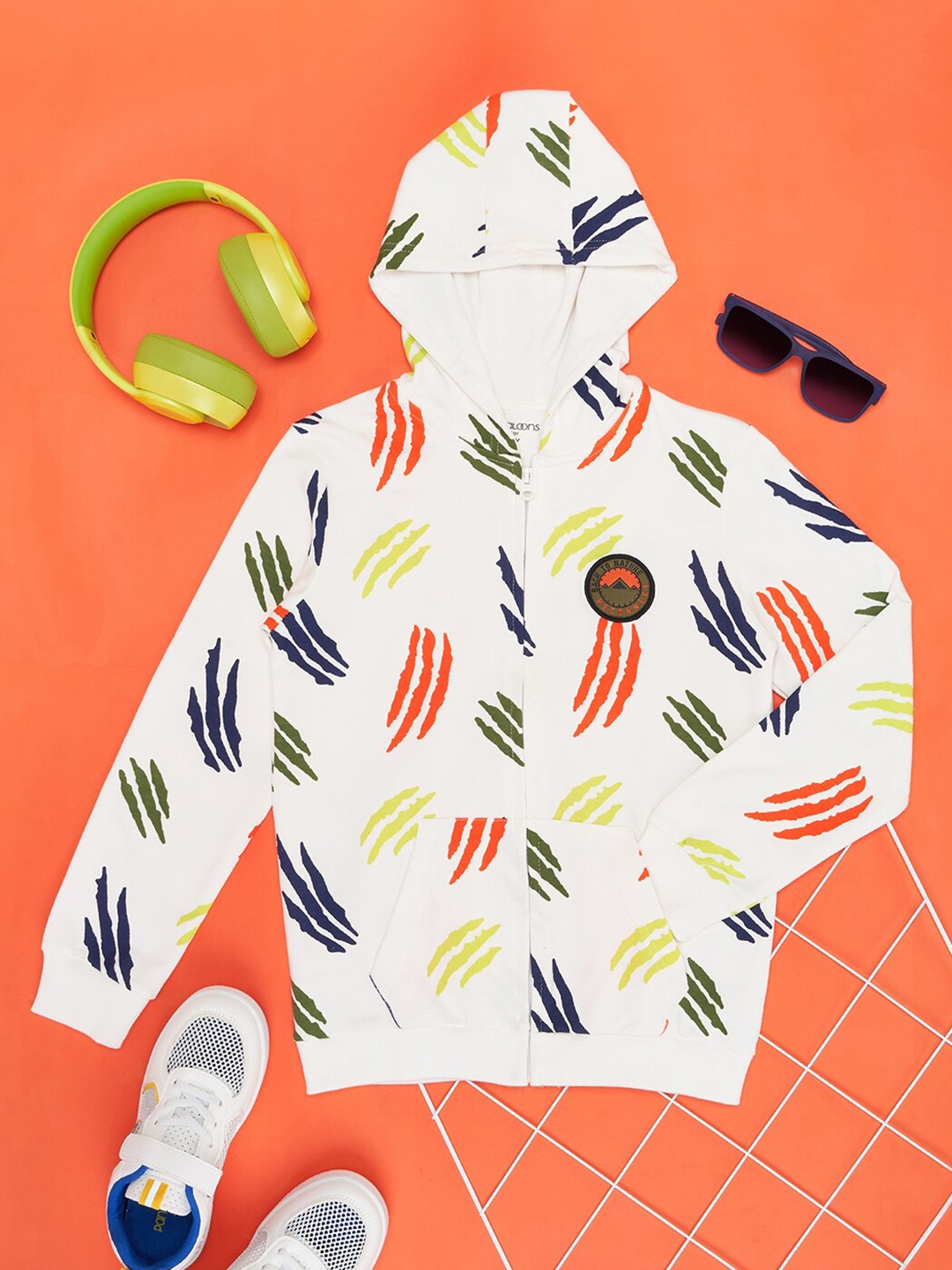 Pantaloons Junior Boys Abstract Printed Hooded Cotton Front-Open Sweatshirt, Off white
Pantaloons Junior Boys Abstract Printed Hooded Cotton Front-Open Sweatshirt, Off white