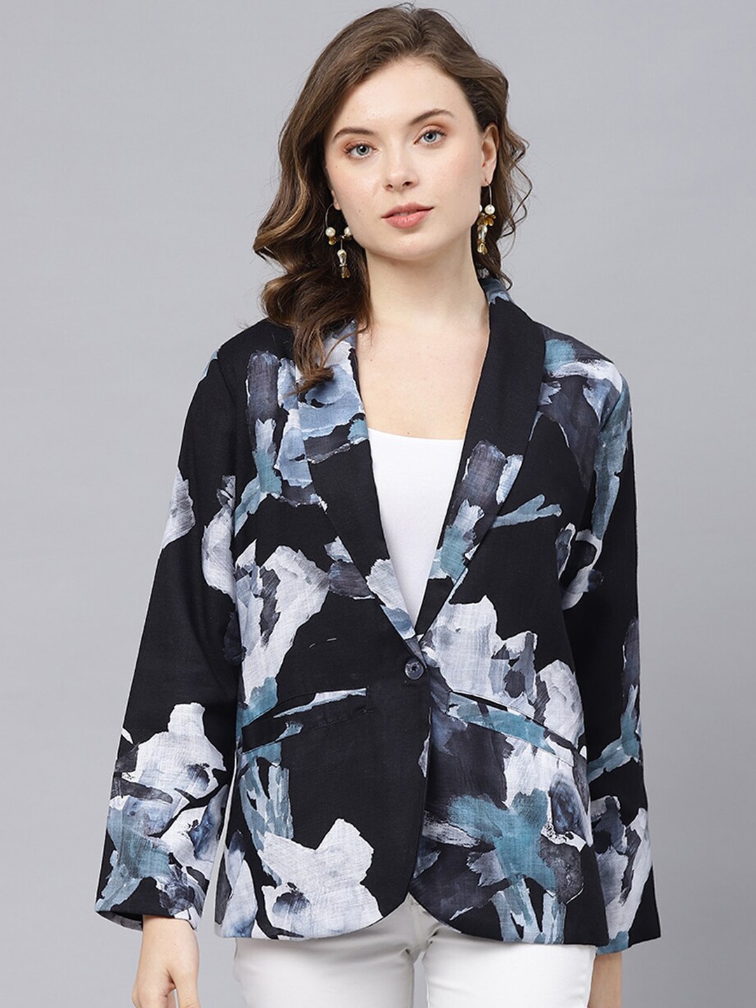 DEEBACO Abstract Printed Linen Single-Breasted Shawl Collar Blazer with Two Pockets, Black
DEEBACO Abstract Printed Linen Single-Breasted Shawl Collar Blazer with Two Pockets, Black