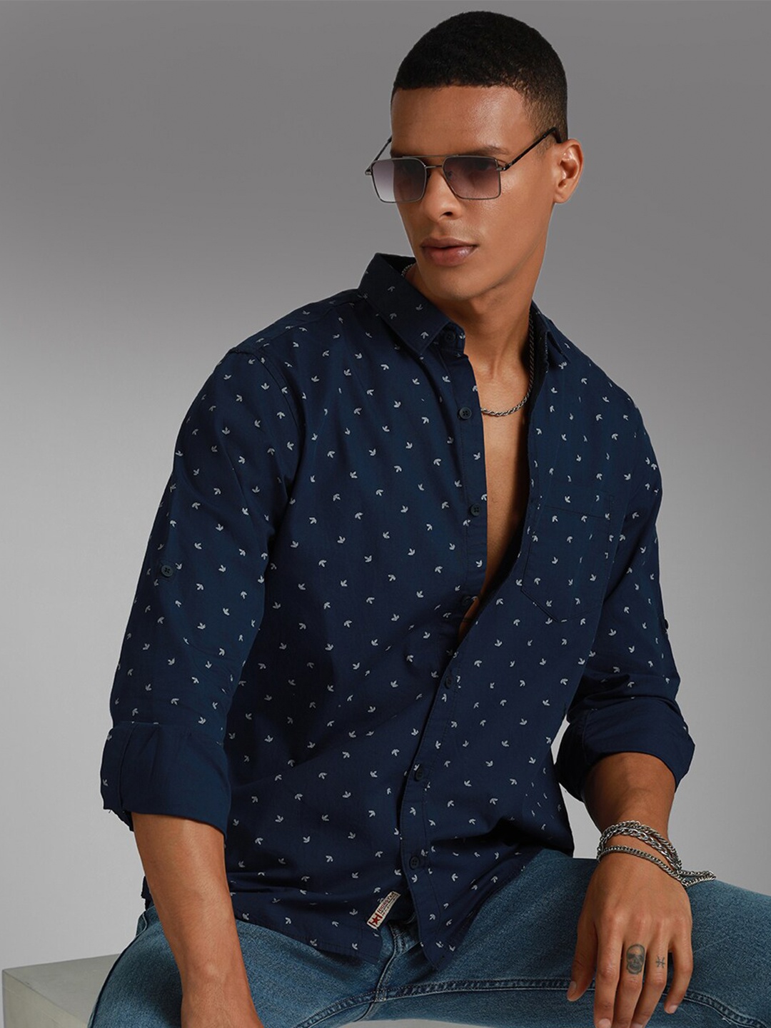 High Star Classic Micro Ditsy Printed Spread Collar Long Sleeves Cotton Casual Shirt, Navy blue
High Star Classic Micro Ditsy Printed Spread Collar Long Sleeves Cotton Casual Shirt, Navy blue