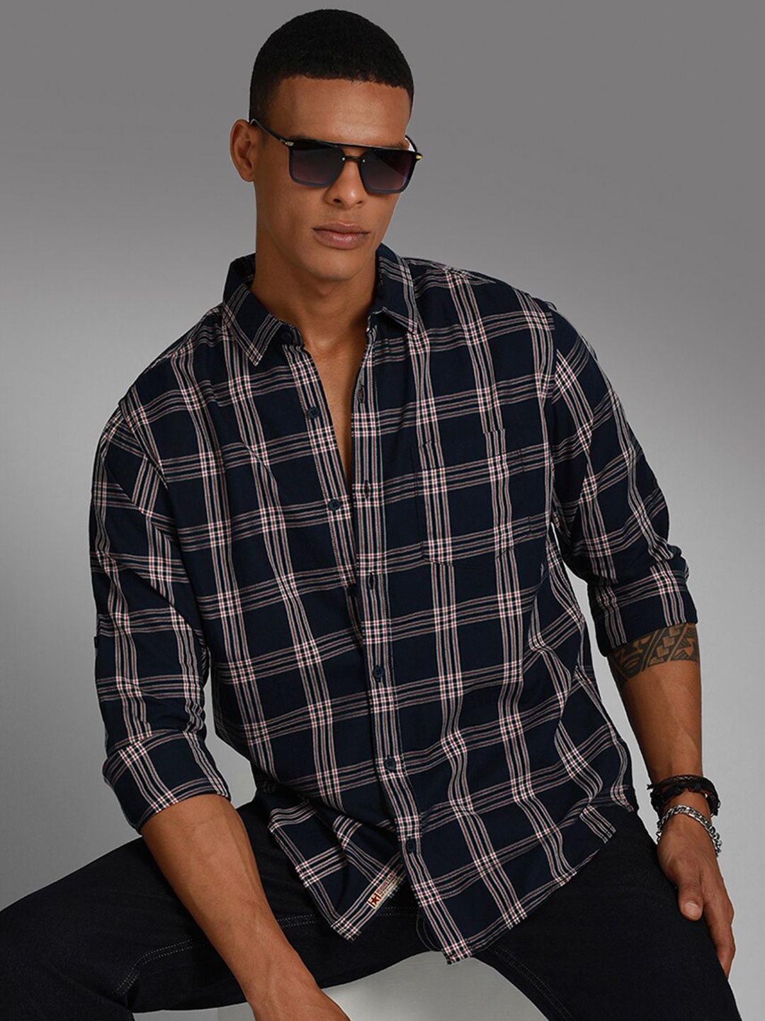 High Star Classic Tartan Checks Spread Collar Long Sleeves Cotton Casual Shirt, Navy blue
High Star Classic Tartan Checks Spread Collar Long Sleeves Cotton Casual Shirt, Navy blue