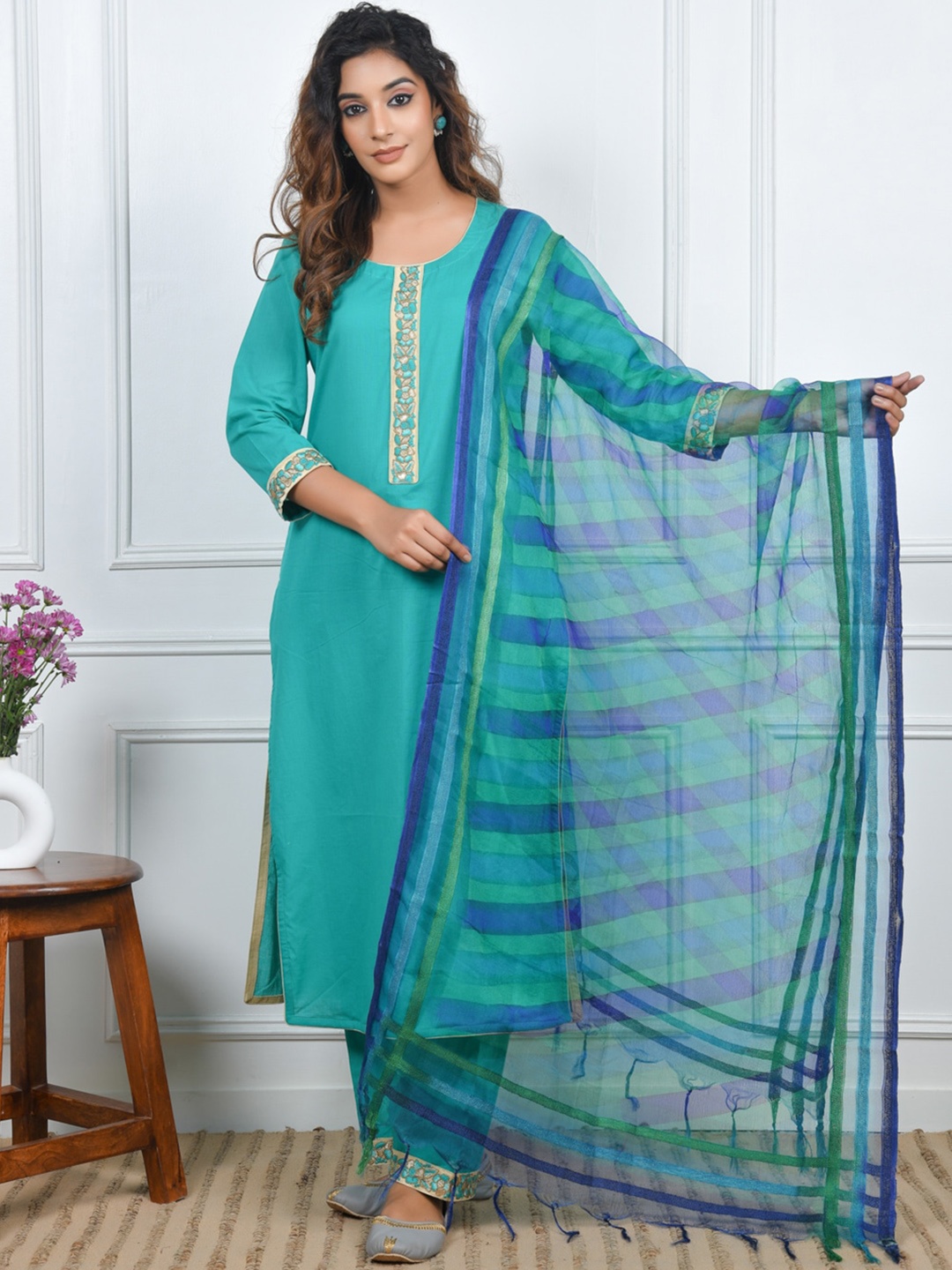Jaipuriya Fab Private Limited Women Teal Pure Cotton Kurti with Pyjamas & With Dupatta
Jaipuriya Fab Private Limited Women Teal Pure Cotton Kurti with Pyjamas & With Dupatta