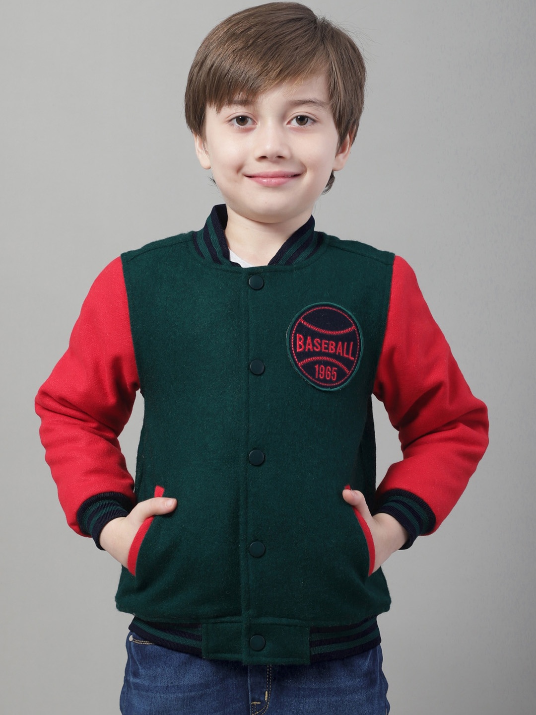 HOUSE OF VEDAS Boys Typography Printed Mock Collar Lightweight Bomber Jacket, Green
HOUSE OF VEDAS Boys Typography Printed Mock Collar Lightweight Bomber Jacket, Green