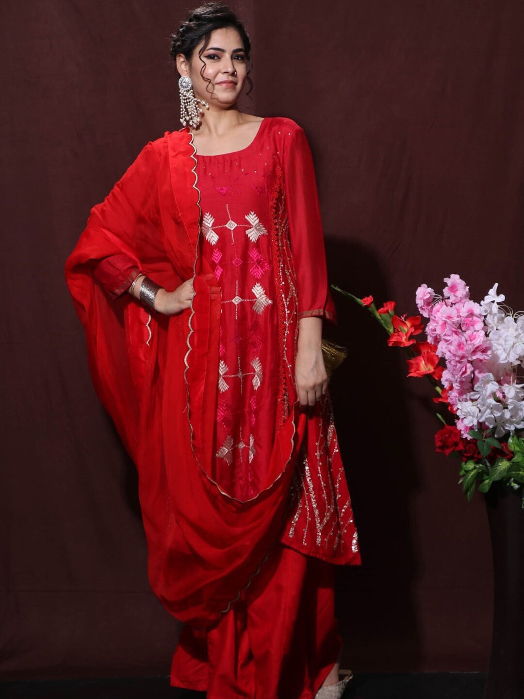 Trinjann Ethnic Motif Embroidered Pure Cotton Straight Kurta & Palazzos With Dupatta, Red
Trinjann Ethnic Motif Embroidered Pure Cotton Straight Kurta & Palazzos With Dupatta, Red