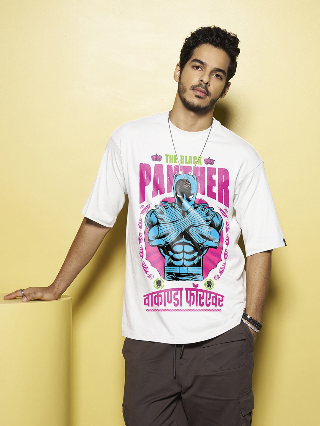 Bewakoof Black Panther Printed Drop-Shoulder Sleeves Oversized Cotton T-shirt, White
Bewakoof Black Panther Printed Drop-Shoulder Sleeves Oversized Cotton T-shirt, White